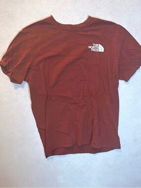 The North Face Men's Rust Tech Backpack Graphic T-Shirt